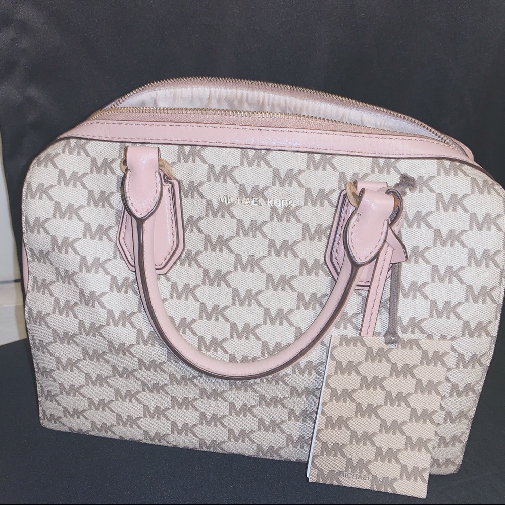 MICHAEL KORS HANDBAG